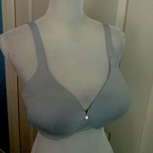 💥Hanes Bra-40D💥